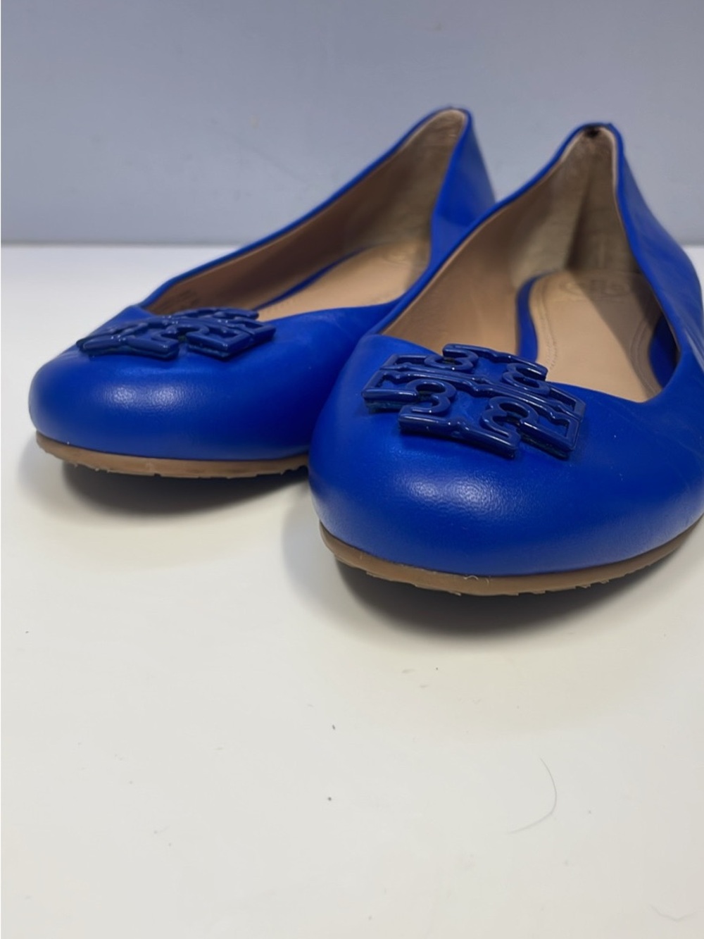 TORY BURCH Woman’s Cobalt Blue Leather Logo Ballet Flats. Sz8 - Picture 3 of 7